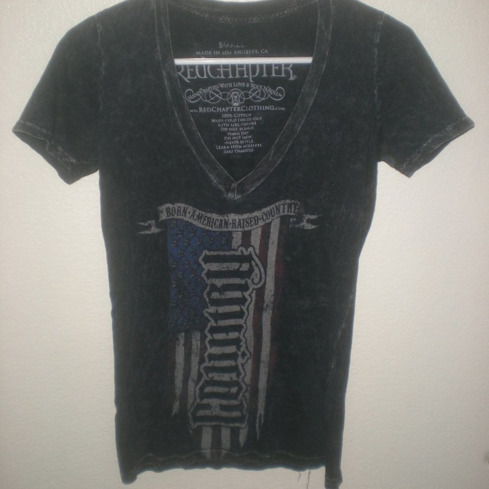 REDCHAPTER Brand T-Shirt  Top  New Size Small   Black